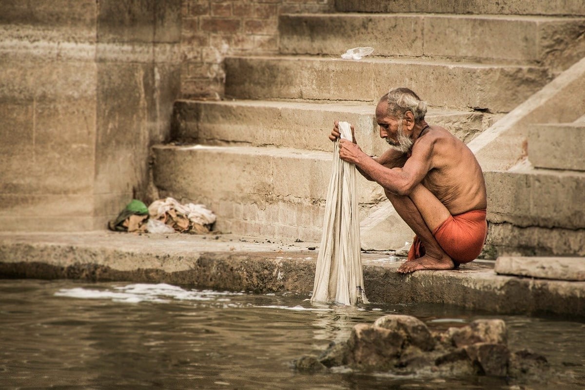 Wie viel Wasser sollten Sie täglich trinken